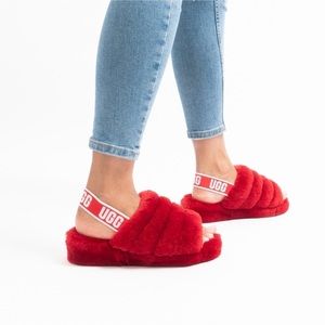 UGG W FLUFF YEAH SLIDE RED